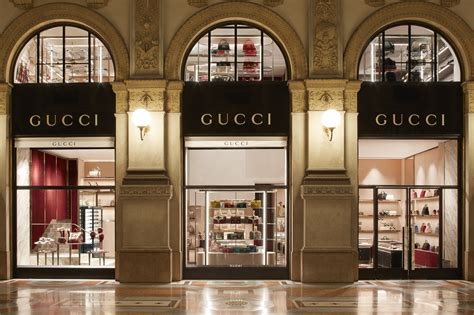 gucci abiti outlet|outlet gucci shop online.